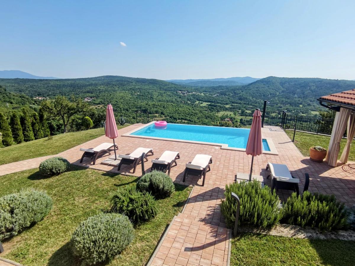 Home Andrea With Infinity Salty Pool Roč Exterior foto