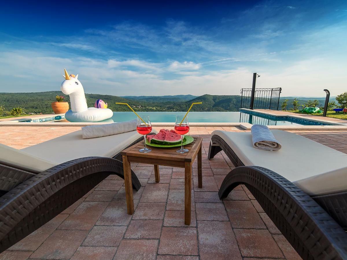 Home Andrea With Infinity Salty Pool Roč Exterior foto