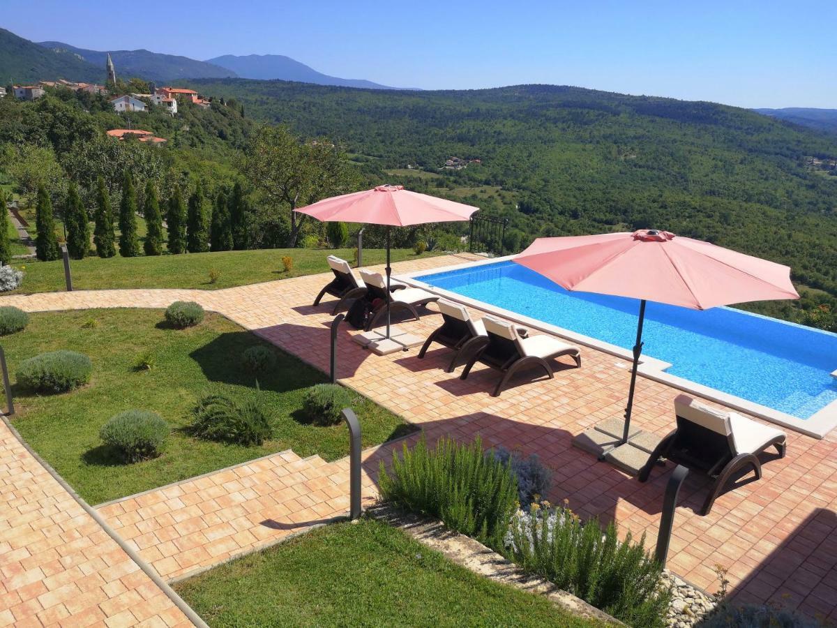 Home Andrea With Infinity Salty Pool Roč Exterior foto